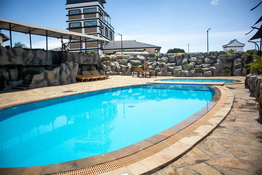Avian Court Hotel